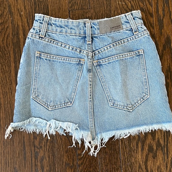 denim skirt - Picture 2 of 3